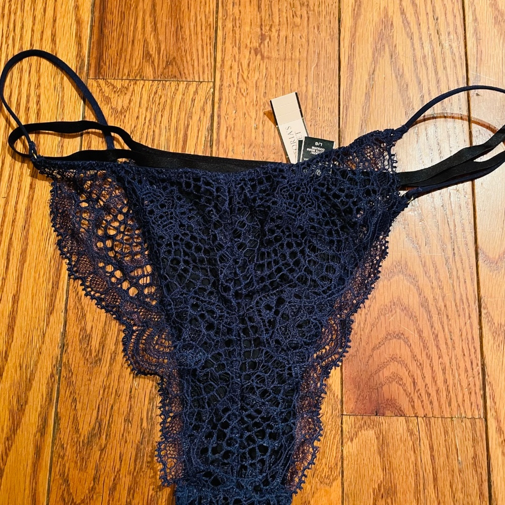 Panties - Picture 2 of 3